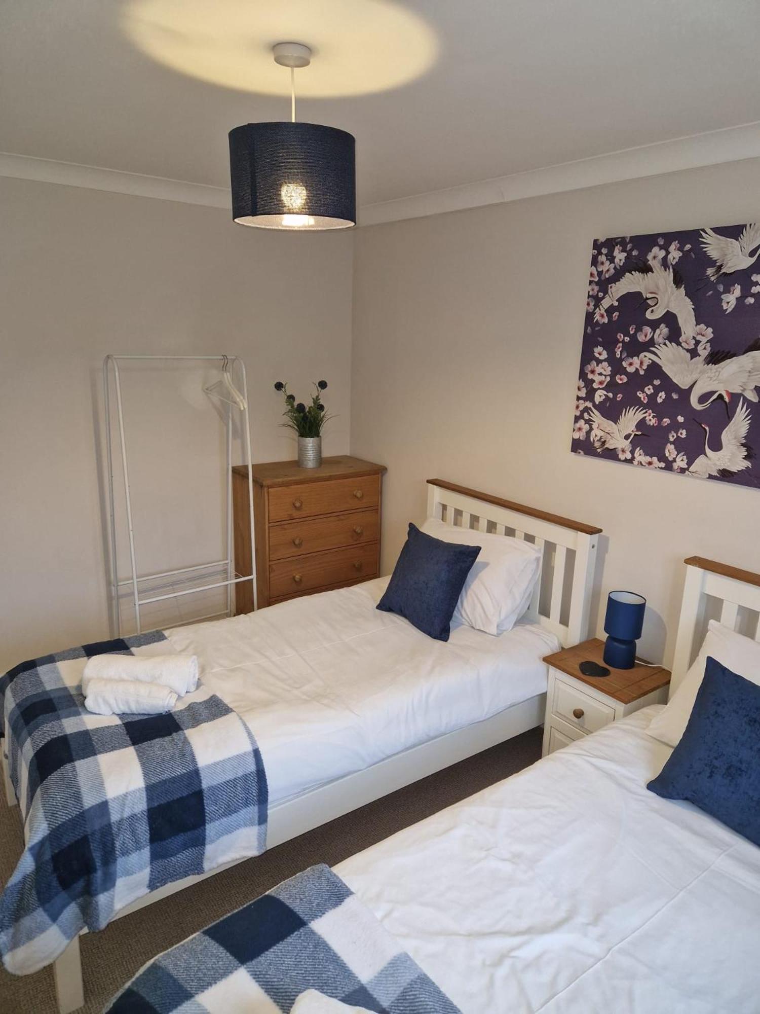 Hereford - Finch House - Modern 4 Bedroom House Located In South Hereford, Dog Friendly With Nearby Countryside, Pool Table, Sleeps Up To 10 Guests - Hosted By Rentmyhouse Kültér fotó